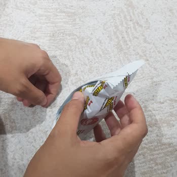 Aldığım Kurabiyenin İçeriği Eksik Ve Parti Numarası Silinmiş