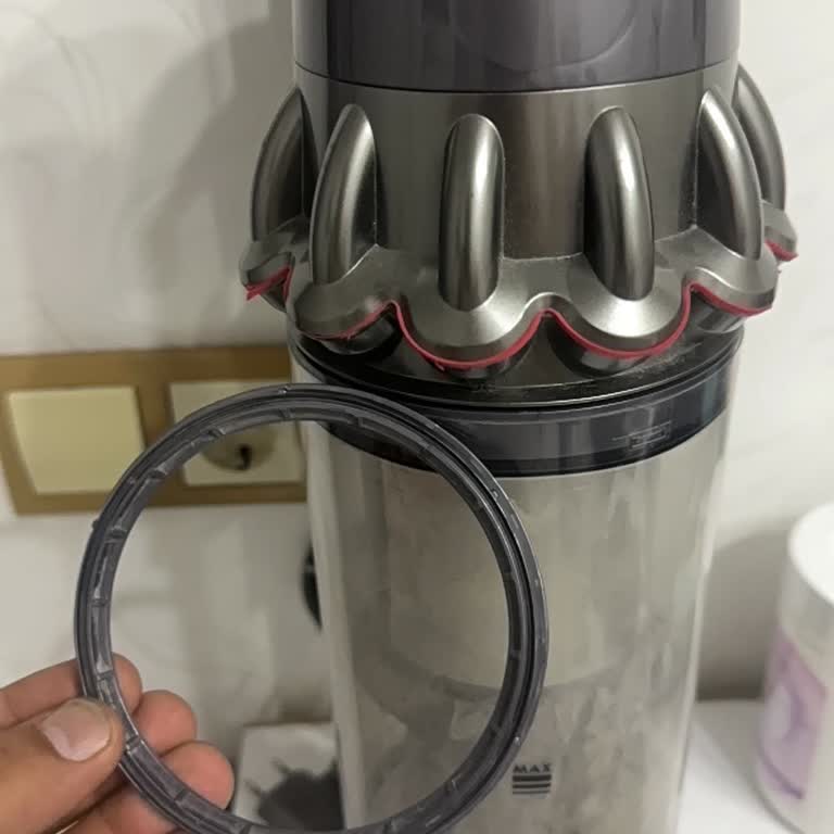 Dyson Süpürge Parça Bekliyorum Mağduriyetim Giderilmiyor