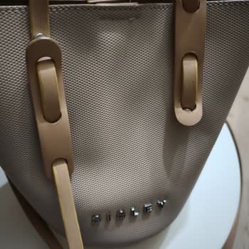 Garanti Kapsamında Tadilat Sonrası Çantamda Renk Ve Aksesuar Sorunu Yaşadım