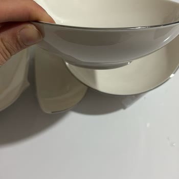 Kırık Tabaklar Ve Müşteri Hizmetlerine Ulaşamama Mağduriyeti