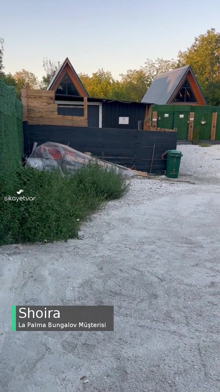 La Palma Bungalov İlgisizliği videonun kapak resmi