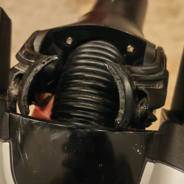 Bosch Süpürge Başlığı Kronik Sorunu Ve Mağduriyet