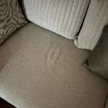 Yeni Alınan Koltuk Takımında Hızlı Deformasyon Ve Yetersiz Çözüm