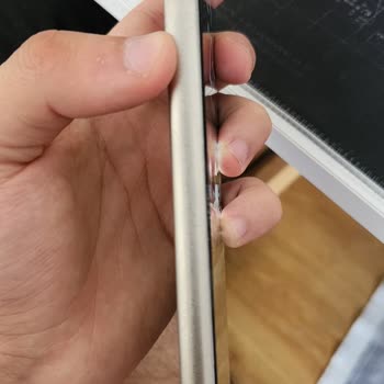 Siparişimde Yanlış Ve Kusurlu Telefon Gönderildi