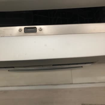 2 Yıllık Bosch Bulaşık Makinesinde Kalıcı Su Lekesi Sorunu