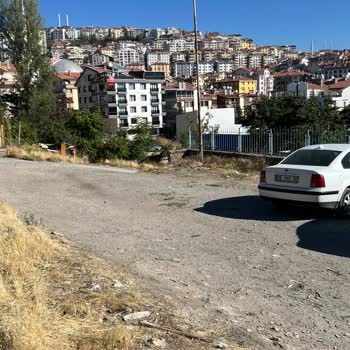 Ters Yönden Gelen Araç Nedeniyle Karşıdan Karşıya Geçerken Yaşanan Kaza Ve Güvenlik Talebi