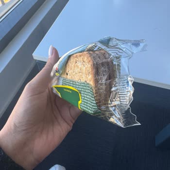 Son Kullanma Tarihi Geçmemiş Bisküvide Yoğun Küf Oluşumu