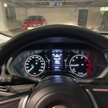 Araç Tesliminde Yanlış Araç, Arıza Ve Yetersiz Müşteri Hizmeti Nedeniyle Mağduriyet