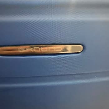 Ajet Uçuşunda Kırılan Valizim İçin Çözüm Sağlanmıyor, Başvurularım Sonuçsuz Kaldı