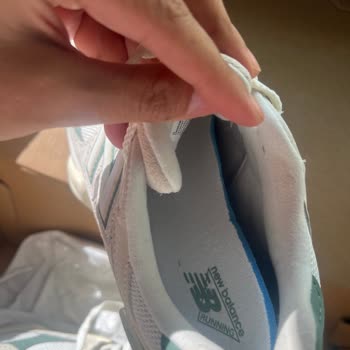 Yeni Alınan Ayakkabıda Taban Açılması Ve İlgisiz Müşteri Hizmetleri Mağduriyeti