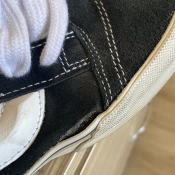 Kısa Sürede Yırtılan Ayakkabı İçin Garanti Ve Değişim Sorunu