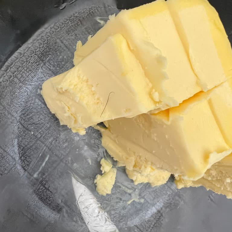 Tereyağının İçinden Çıkan Kıl Hijyen Endişesi Yarattı