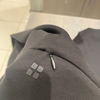 Yeni Alınan Eşofmanda Sökülme Ve Değişim Sürecinin Uzaması Mağduriyet Yarattı