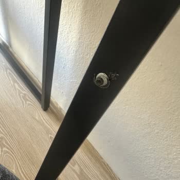 Kısa Sürede Kırılan Masa Sandalye Takımı Mağduriyeti