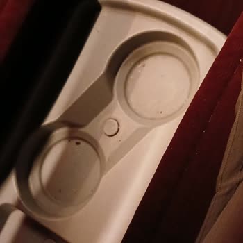 Kamil Koç Koltuklar Kirli, Televizyonlar Bozuk; Ödediğim Ücretin Karşılığını Alamadım