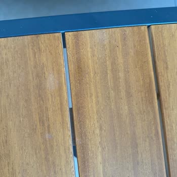 Loque Luxury Bahçe Takımım Ezik Ve Boya Atması İle Ayıplı Olarak Tarafıma Teslim Edilmiştir