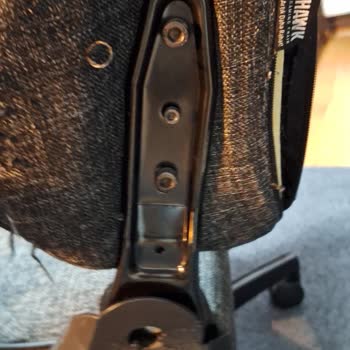 Kısa Sürede Yıpranan Koltuk Ve Garanti Belirsizliği