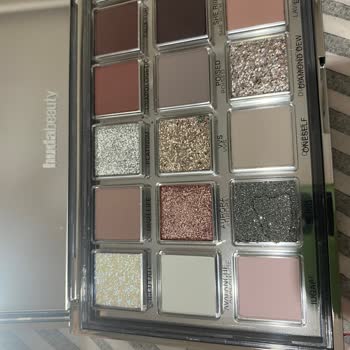 Sephora Sent Broken Huda Beauty Palette And No Promos With ₺3,400 Order