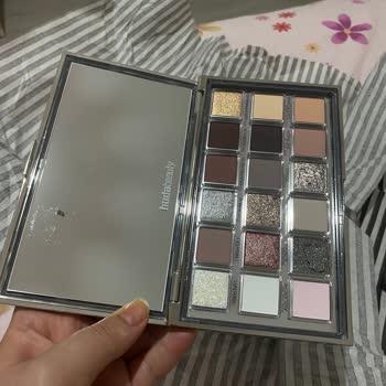 Sephora Sent Broken Huda Beauty Palette And No Promos With ₺3,400 Order