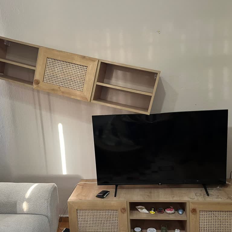 Hatalı Montaj Ve Eksik Teslimat Nedeniyle Mağduriyet Yaşadık, Televizyonumuz Zarar Gördü