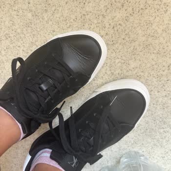 Boyner Kısa Sürede Hasar Gören Ayakkabı İçin Çözüm Sunulmuyor