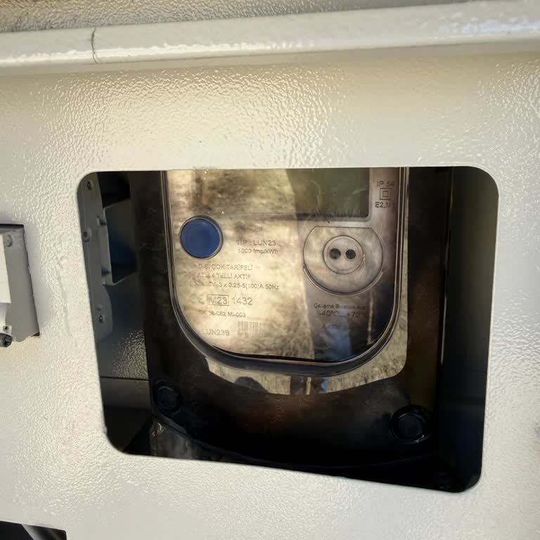 Yüksek Voltaj Nedeniyle Cihaz Zararları ve Sorumluluk Talebi