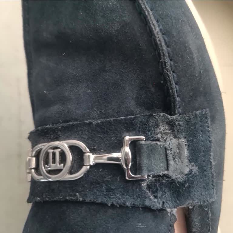 Kısa Sürede Deforme Olan Ayakkabıya Çözüm Bulunmuyor