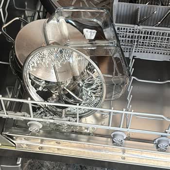 Jumbo Sahan Seti Cam Kapağı Patladı, Müşteri Hizmetlerinden Dönüş Alamadım