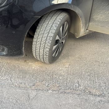 Yeni Mercedes Vito Aracımda Lastikler Kısa Sürede Dağıldı Değişim İçin Ücret İstendi