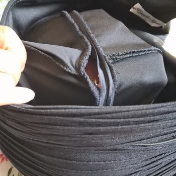 Kusurlu Elbise İçin Para İadesi Yerine Kupon Ve İlgisiz Müşteri Hizmetleri