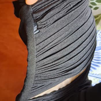 Kusurlu Elbise İçin Para İadesi Yerine Kupon Ve İlgisiz Müşteri Hizmetleri