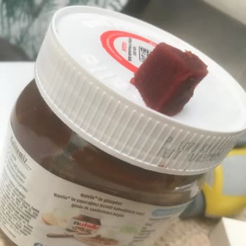 Nutella Kavanozundan Plastik Parça Çıktı, Endişelendim Ve Mağdur Oldum