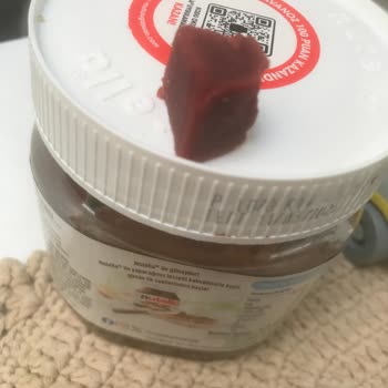 Nutella Kavanozundan Plastik Parça Çıktı, Endişelendim Ve Mağdur Oldum