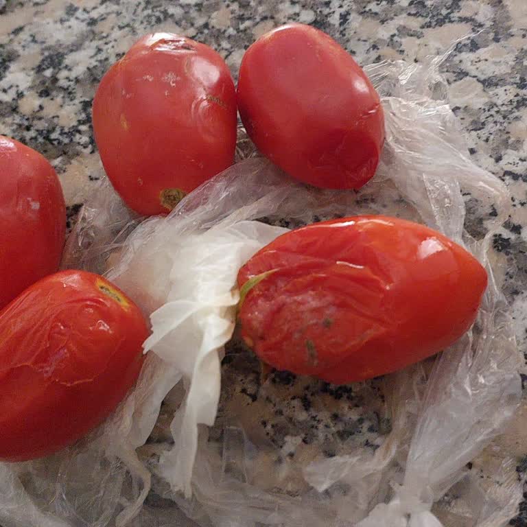 Migros Siparişimde Bozuk Ürünler Ve Sigara Kokulu Teslimat Mağduriyeti