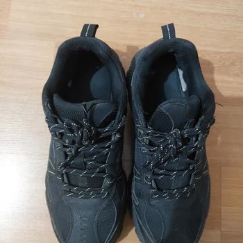 Kısa Sürede Yırtılan Skechers Ayakkabım İçin Değişim Talebim Reddedildi