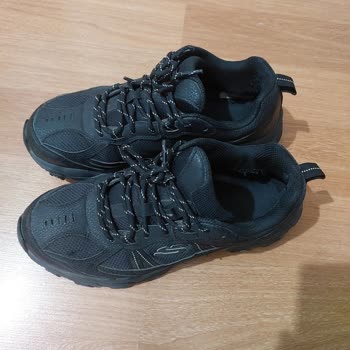 Kısa Sürede Yırtılan Skechers Ayakkabım İçin Değişim Talebim Reddedildi