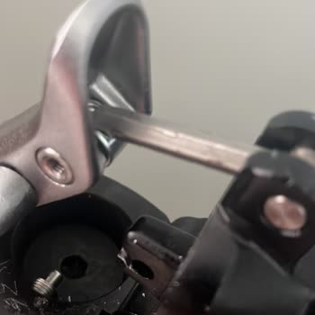 Onwo Rx04 Scooter İçin Gidon Katlama Mandalı Parçası Temin Edilemiyor, Mağduriyet Yaşanıyor