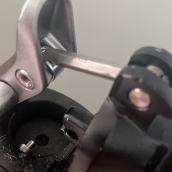 Onwo Rx04 Scooter İçin Gidon Katlama Mandalı Parçası Temin Edilemiyor, Mağduriyet Yaşanıyor