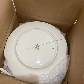 Kırık Tabaklar Ve Müşteri Hizmetlerine Ulaşamama Sorunu