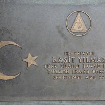 Cumhurbaşkanlığı Kore Savaşı'nda Şehit Olan 5. Ve 6. Tugay Askerlerinin Anıttan Çıkarılan İsimler