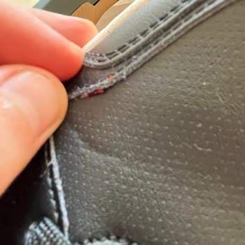 Aldığım Spor Ayakkabıda Üretim Hatası Ve Sorunun Çözülmemesi