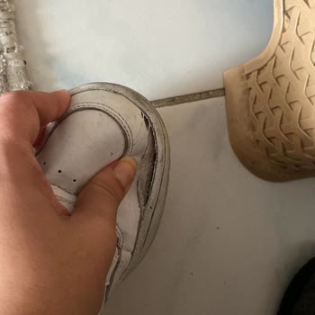 Adidas Ayakkabım Kısa Sürede Tabanından Ayrıldı, Değişim Talebim Reddedildi