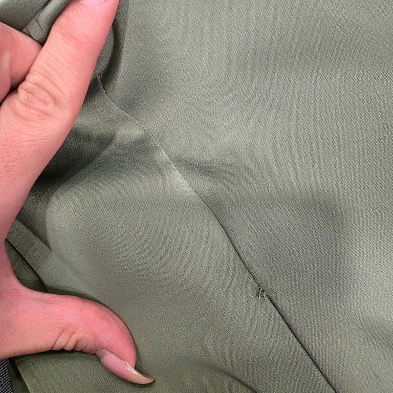 Defolu Elbise İçin İade Talebim Mağaza Tarafından Reddedildi