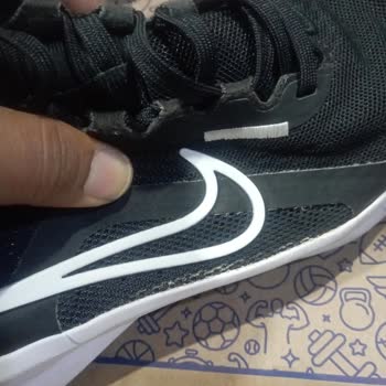 Kısa Sürede Deforme Olan Nike Ayakkabıda Değişim Talebim Reddedildi