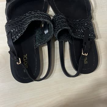 İpekyol Kısa Sürede Açılan Sandalet Ve Yetersiz İnceleme Süreci