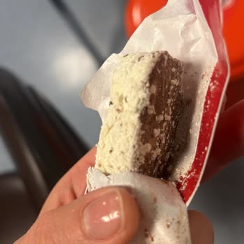 Bayat Ve Formu Bozulmuş Dido Çikolata Mağduriyeti