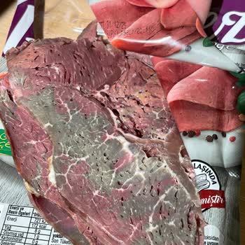 Polonez Dana Fümede Son Kullanma Tarihi Geçmemiş Üründe Renk Değişimi Sorunu