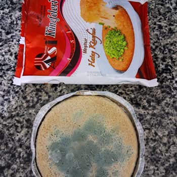 Aldığım Donuk Künefe Bozuk Çıktı, Üzerinde Küf Vardı