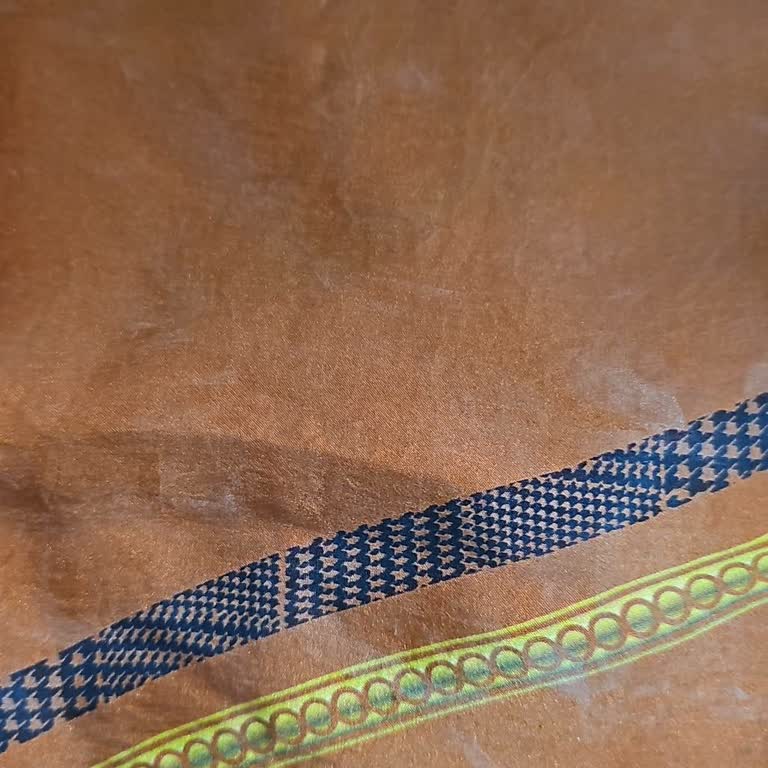 Kısa Sürede Lekelenen Eşarp İçin Sorumluluk Alınmadı, Mağdur Edildim