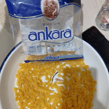 Makarna Paketinden Küflü Çivi Ve Yabancı Madde Çıktı, Geri Dönüş Yapılmadı
